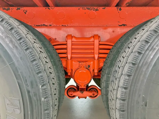 リーフサスです。|いすゞ ギガ QKG-CYZ77AMの写真7