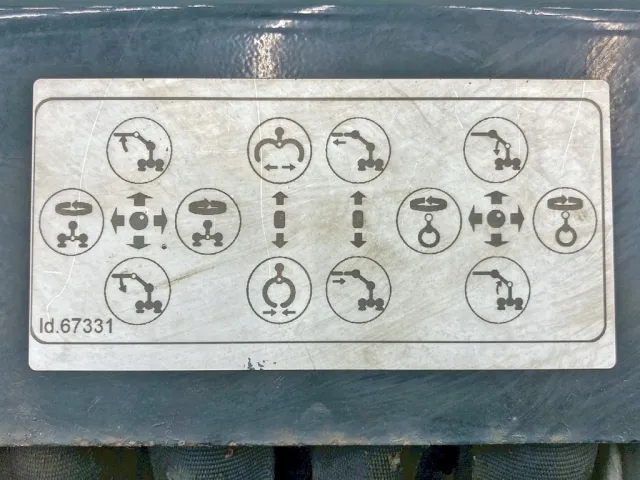 クレーンの操作説明図です。|いすゞ ギガ QKG-CYZ77AMの写真14