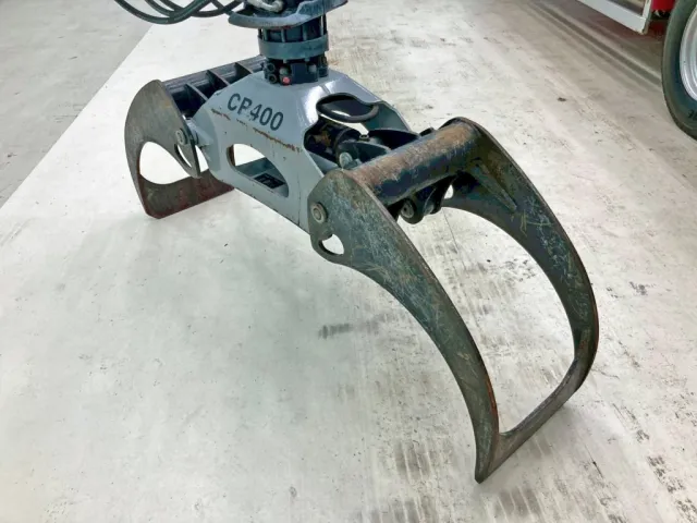 グラップルのローテーターは360度回転式です。|いすゞ ギガ QKG-CYZ77AMの写真17