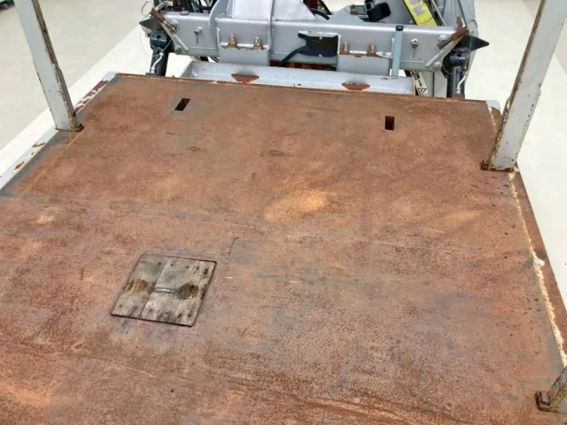 床板後方にクレーン設置場所があります。|いすゞ ギガ QKG-CYZ77AMの写真36