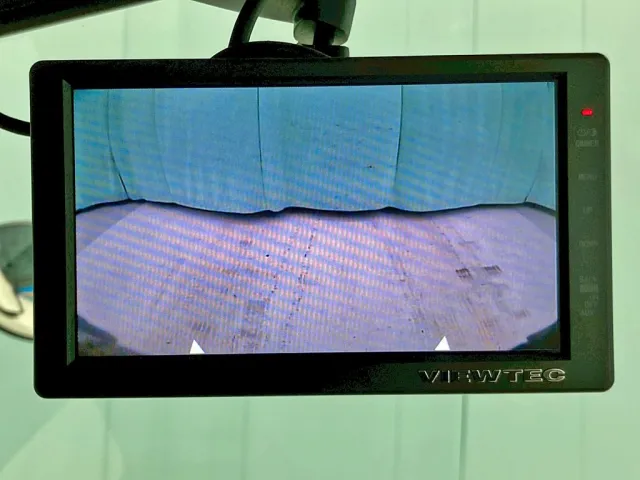 液晶バックモニター付きです。|いすゞ ギガ QKG-CYZ77AMの写真48