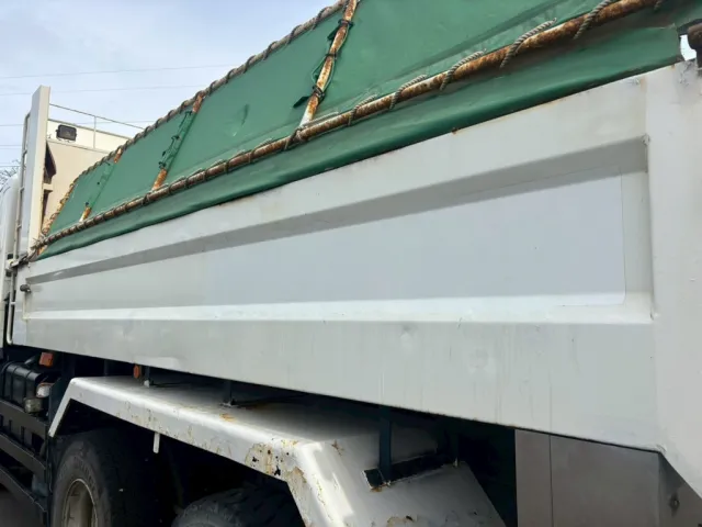 日野 プロフィア QKG-FS1EKDAの写真12