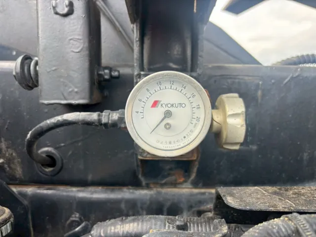 自重計です。|日野 プロフィア QKG-FS1EKDAの写真23