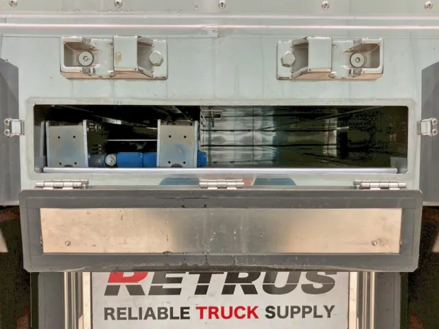 ジョロダーを入れた状態です。|三菱 スーパーグレート 2PG-FU84VZの写真11