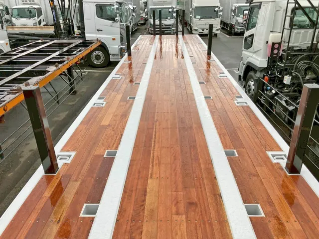 床は板張りです。|トレクス  PFB34117の写真9