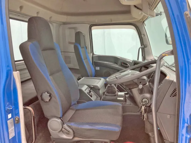 ハイルーフキャビンです。|いすゞ ギガ QKG-EXD52BDの写真8