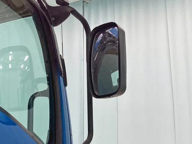 運転席側ヒーターミラー作動不良です。|いすゞ ギガ QKG-EXD52BDの写真20