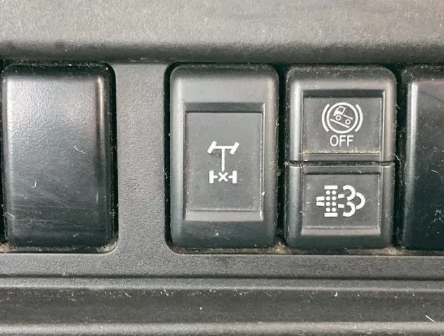 デフロック付きです。|いすゞ ギガ QKG-EXD52BDの写真23