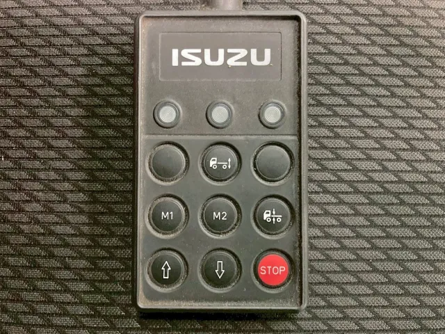 エアサスのコントローラーです。|いすゞ ギガ QKG-EXD52BDの写真24