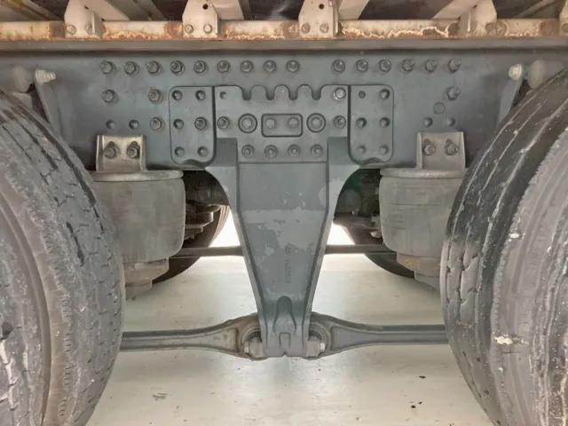 エアサスです。|UDトラックス クオン 2PG-CG5CAの写真5