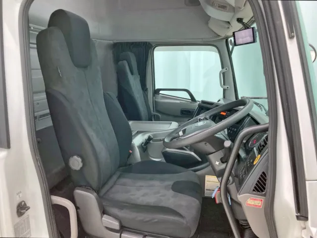 ハイルーフキャビンです。|UDトラックス クオン 2PG-CG5CAの写真8