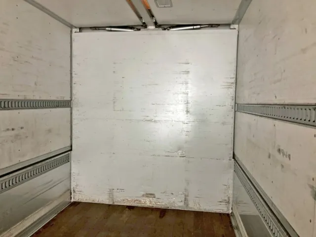 UDトラックス クオン 2PG-CG5CAの写真23