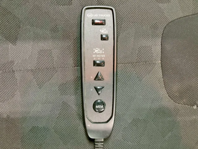 エアサスのコントローラーです。|UDトラックス クオン 2PG-CG5CEの写真34