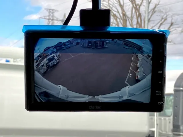 液晶バックモニター付きです。|日野 レンジャー 2KG-FE2ACGの写真28