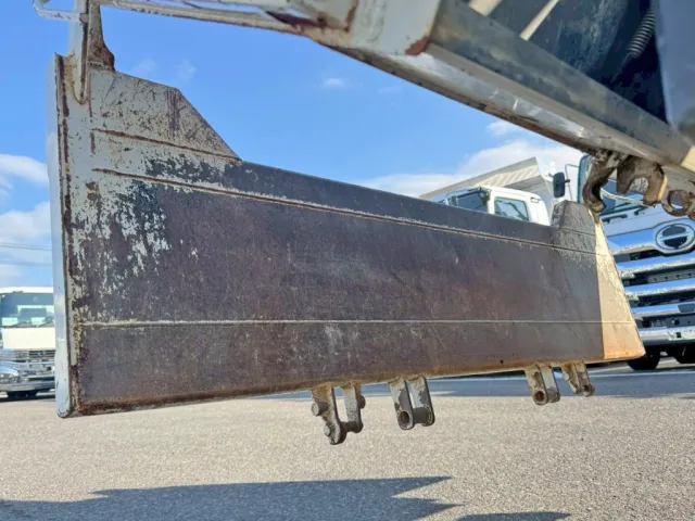 いすゞ エルフ 2RG-NKR88AD(2WD)の写真16