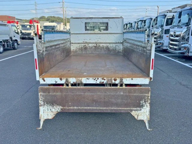 リヤゲートは上開きもできます。|いすゞ エルフ 2RG-NKR88AD(2WD)の写真17