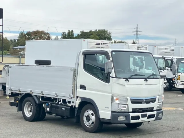 三菱 キャンター 2RG-FBA20(2WD)の写真2