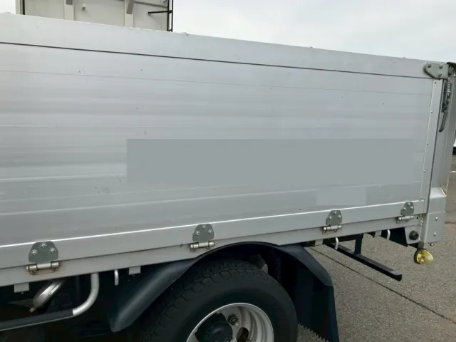 三菱 キャンター 2RG-FBA20(2WD)の写真17