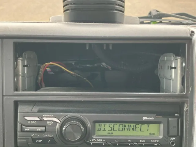 三菱 キャンター 2RG-FBA20(2WD)の写真30