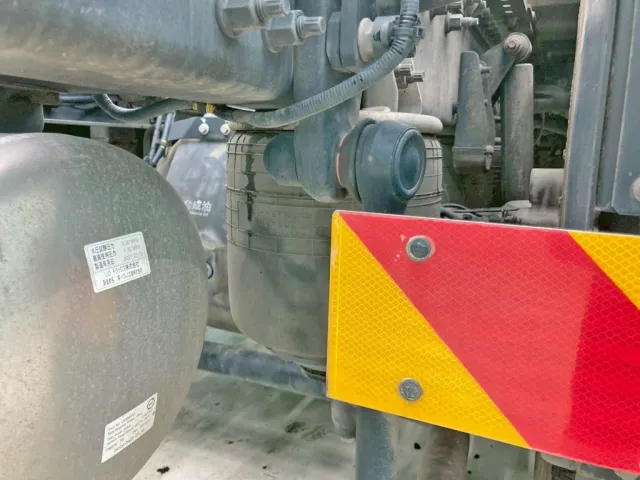 エアサスです。|UDトラックス クオン 2PG-GK5AABの写真5