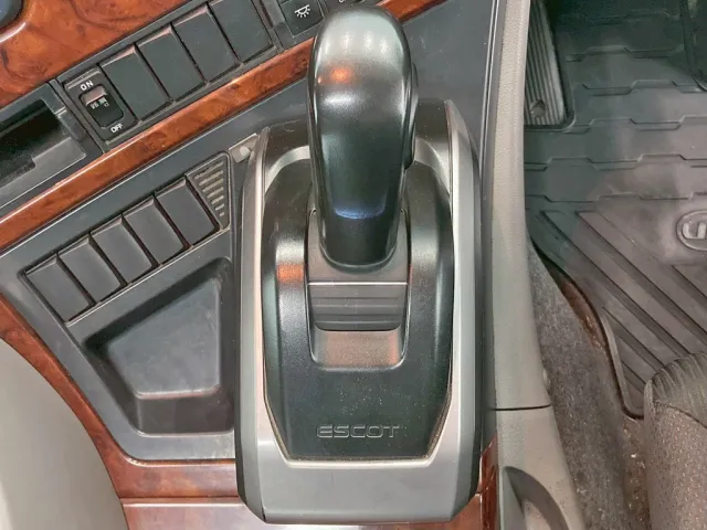 エスコットⅥです。|UDトラックス クオン 2PG-GK5AABの写真26