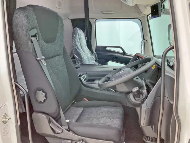 ハイルーフキャビンです。|三菱 スーパーグレート 2PG-FS84VZの写真7