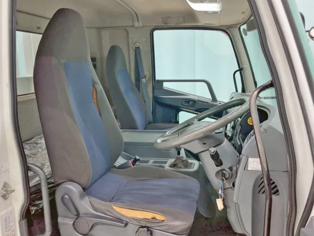 三菱 ファイター QDG-FQ62Fの写真7