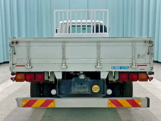 リヤ周りの状態です。|三菱 ファイター QDG-FQ62Fの写真18