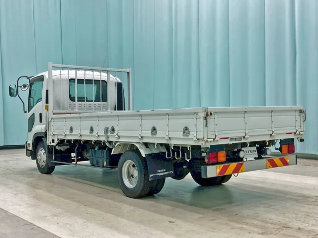 いすゞ フォワード TKG-FRR90S2(2WD)の写真3