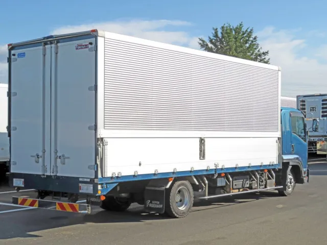 いすゞ フォワード 2RG-FRR90T2(2WD)の写真4