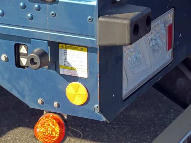 いすゞ フォワード 2RG-FRR90T2(2WD)の写真19