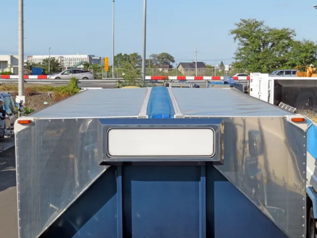 いすゞ フォワード 2RG-FRR90T2(2WD)の写真25