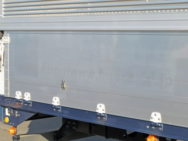 いすゞ フォワード 2RG-FRR90T2(2WD)の写真31