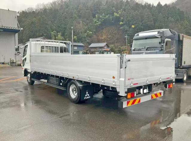 三菱 ファイター 2KG-FK65F(2WD)の写真3