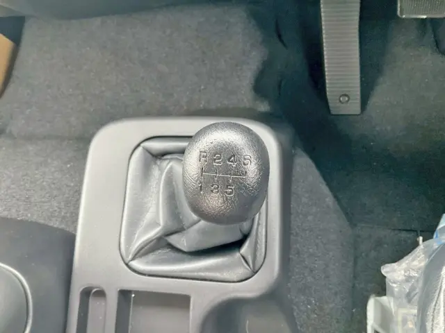 三菱 ファイター 2KG-FK65F(2WD)の写真16