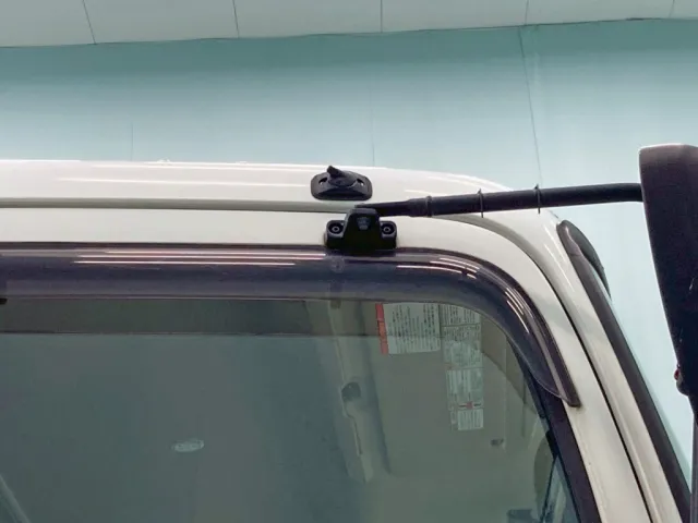 ラジオアンテナ欠品しています。|日野 プロフィア 2DG-FS1AGAの写真44