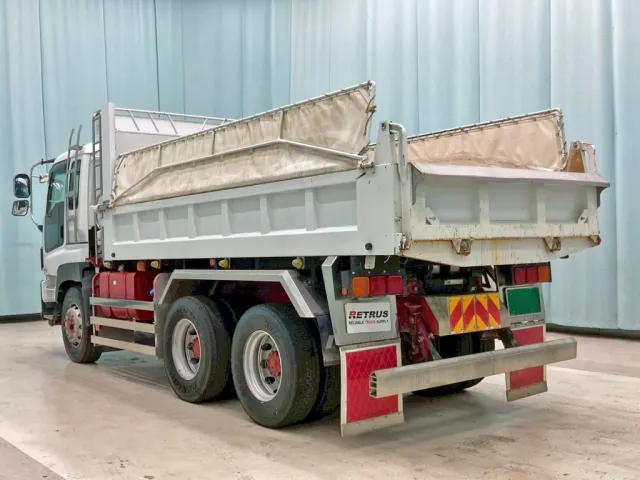 いすゞ ギガ QKG-CXZ77ATの写真3