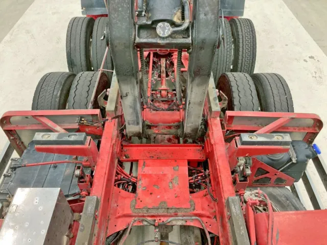 いすゞ ギガ QKG-CXZ77ATの写真18