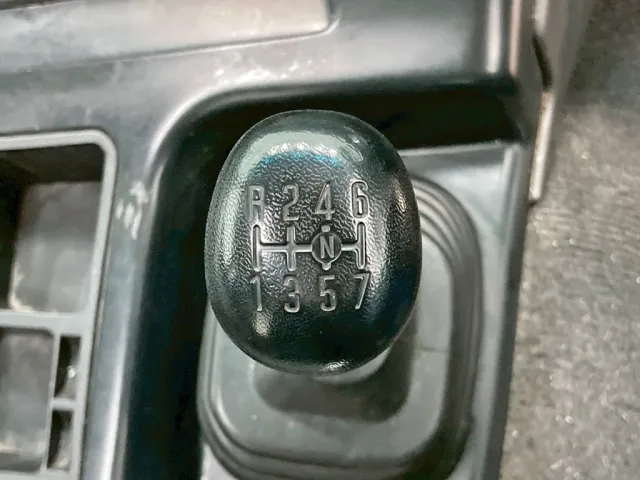 いすゞ ギガ QKG-CXZ77ATの写真34