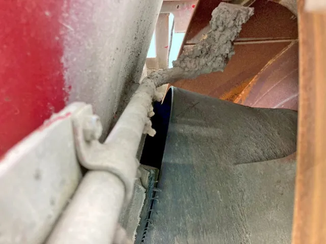 ブレード部の洗浄装置に詰まりがあります。|三菱 スーパーグレート QKG-FV60VXの写真18