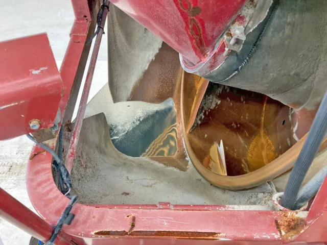 スクープ部の洗浄装置に詰まりがあります。|三菱 スーパーグレート QKG-FV60VXの写真19