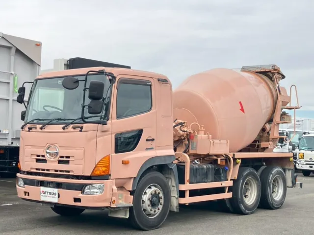 日野 プロフィア QKG-FS1AKAAの写真1