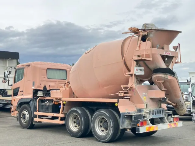 日野 プロフィア QKG-FS1AKAAの写真3