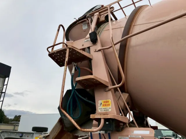 日野 プロフィア QKG-FS1AKAAの写真31