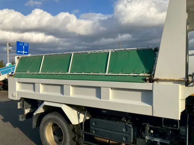 いすゞ フォワード 2RG-FRR90S1(2WD)の写真24