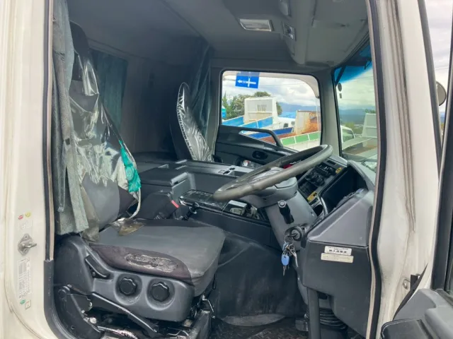 三菱 スーパーグレート QKG-FU50VYの写真6