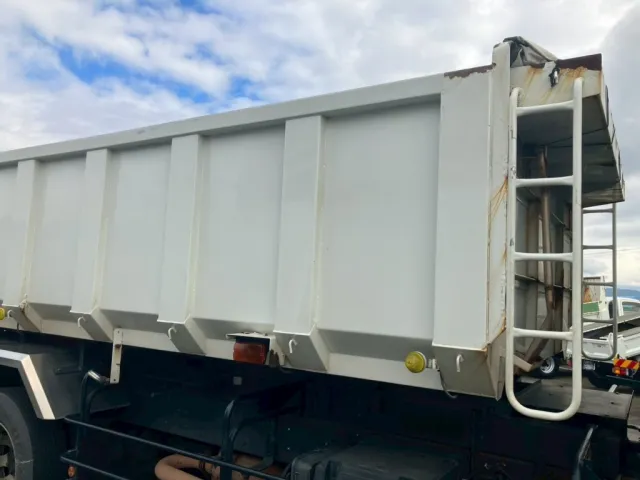 三菱 スーパーグレート QKG-FU50VYの写真32