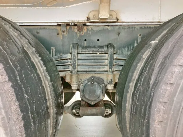 リーフサスです。|UDトラックス クオン QKG-CD5ZLの写真5