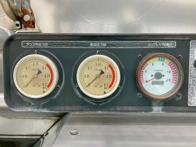 メーター類です。|UDトラックス クオン QKG-CD5ZLの写真16