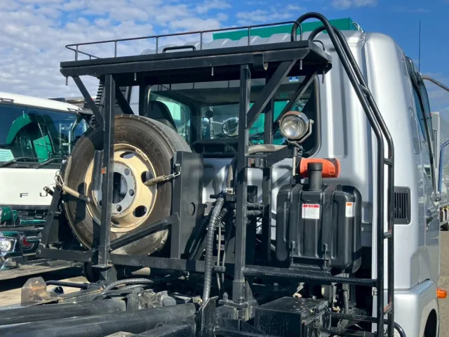 三菱 ファイター 2KG-FK72F(2WD)の写真8